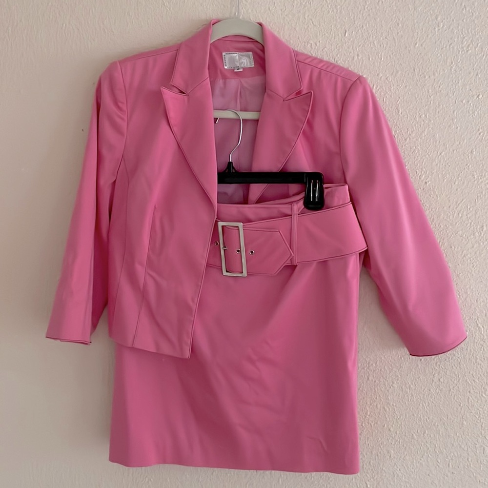 Pink Suit by Alberto Makali